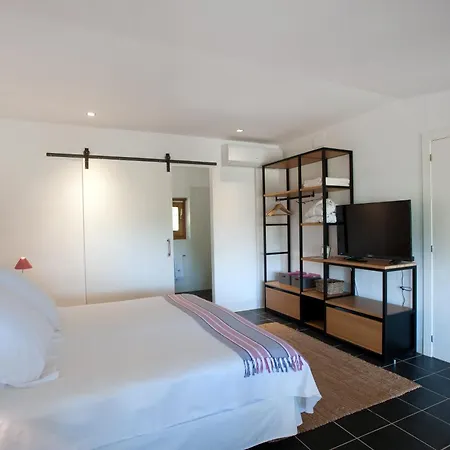 Mas Falgarona Boutique & 4* Avinyonet de Puigventós