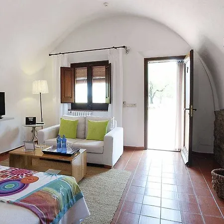 Mas Falgarona Boutique & Otel Avinyonet de Puigventós